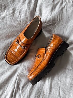Sz 10 Intentionally Blank HK2 Tan Croc Embossed Lug Sole Horesbit Loafer EUC